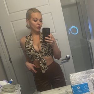 Meet your Posher, Sally